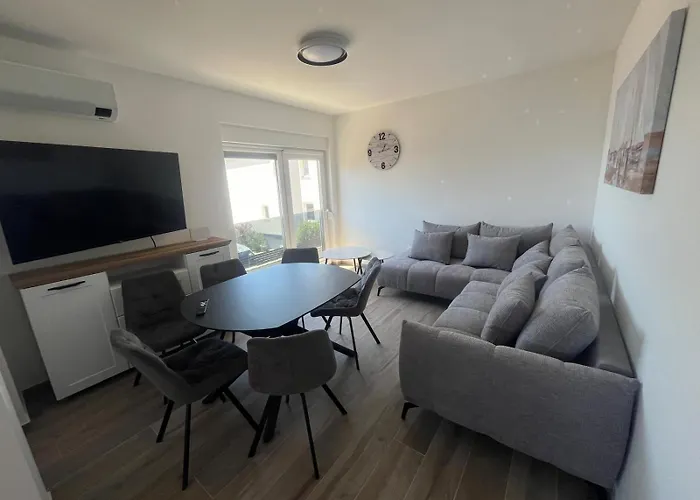 Vision Apartment *